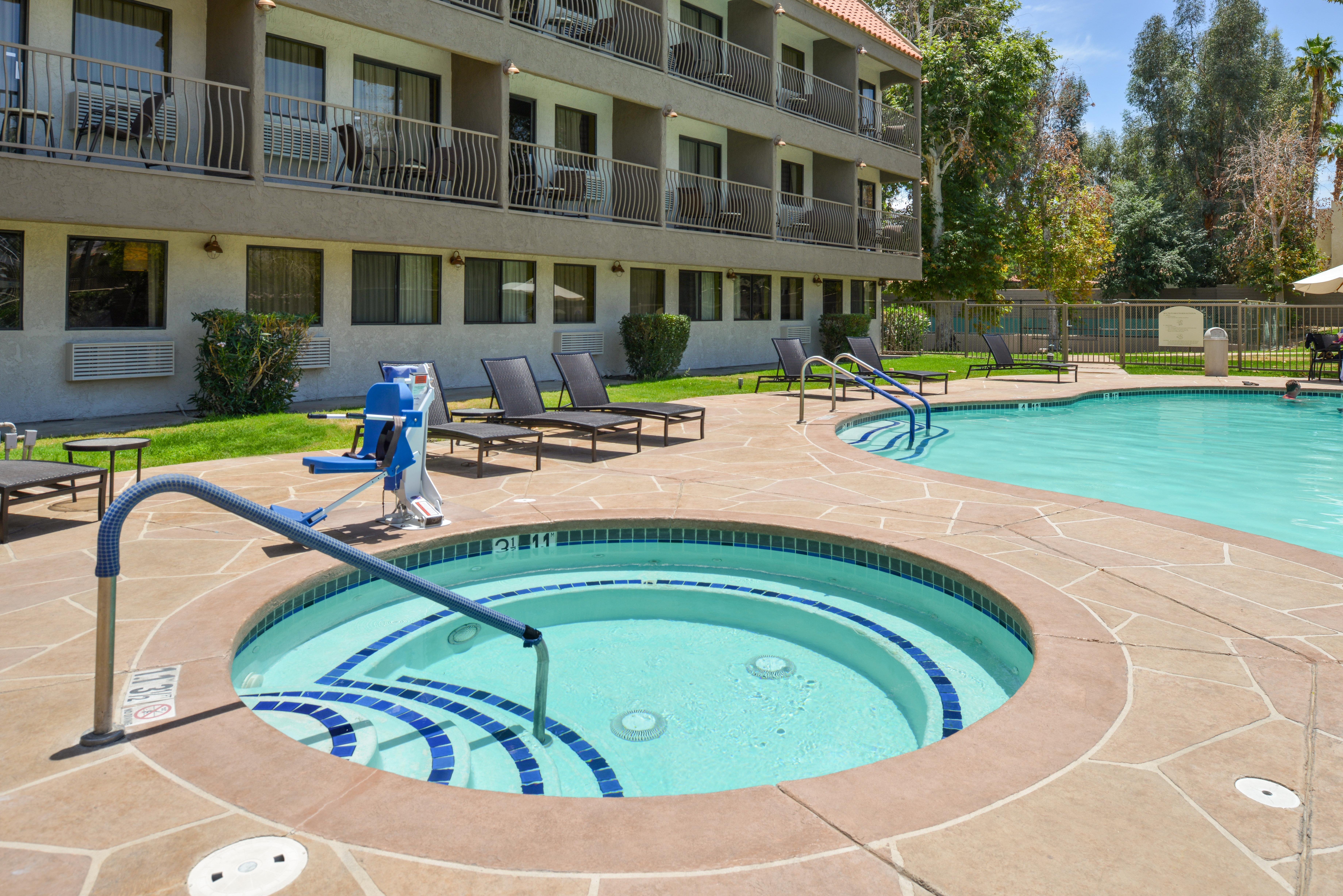Holiday Inn Express Palm Desert By Ihg Exterior foto